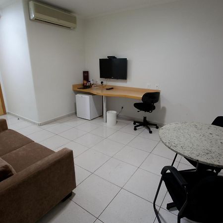 Oitis Hotel Goiânia Δωμάτιο φωτογραφία